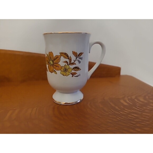 Set 4 Royal Domino Collection Pedestal Footed Mugs Floral Assorted Japan - Picture 11 of 15